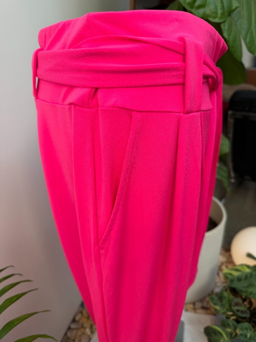 NWT Bright Pink Knit Pant with Side Slit and Tie Hem Ballon Pants - Picture 2 of 15